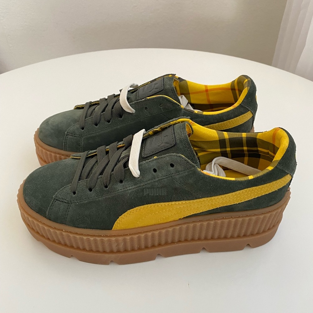 RARE Sz 10 Fenty puma green and yellow platform creepers NEVER WORN & dust bag